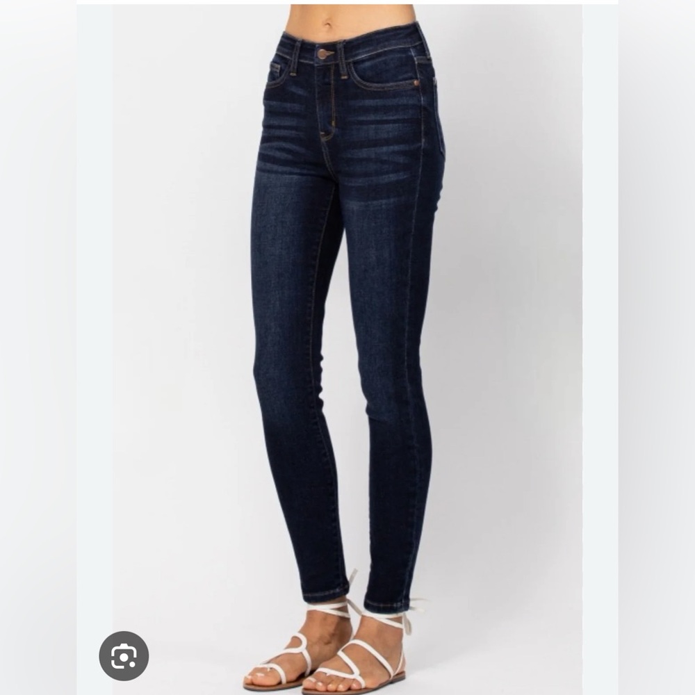Judy Blue dark wash skinny jeans, size 3/26